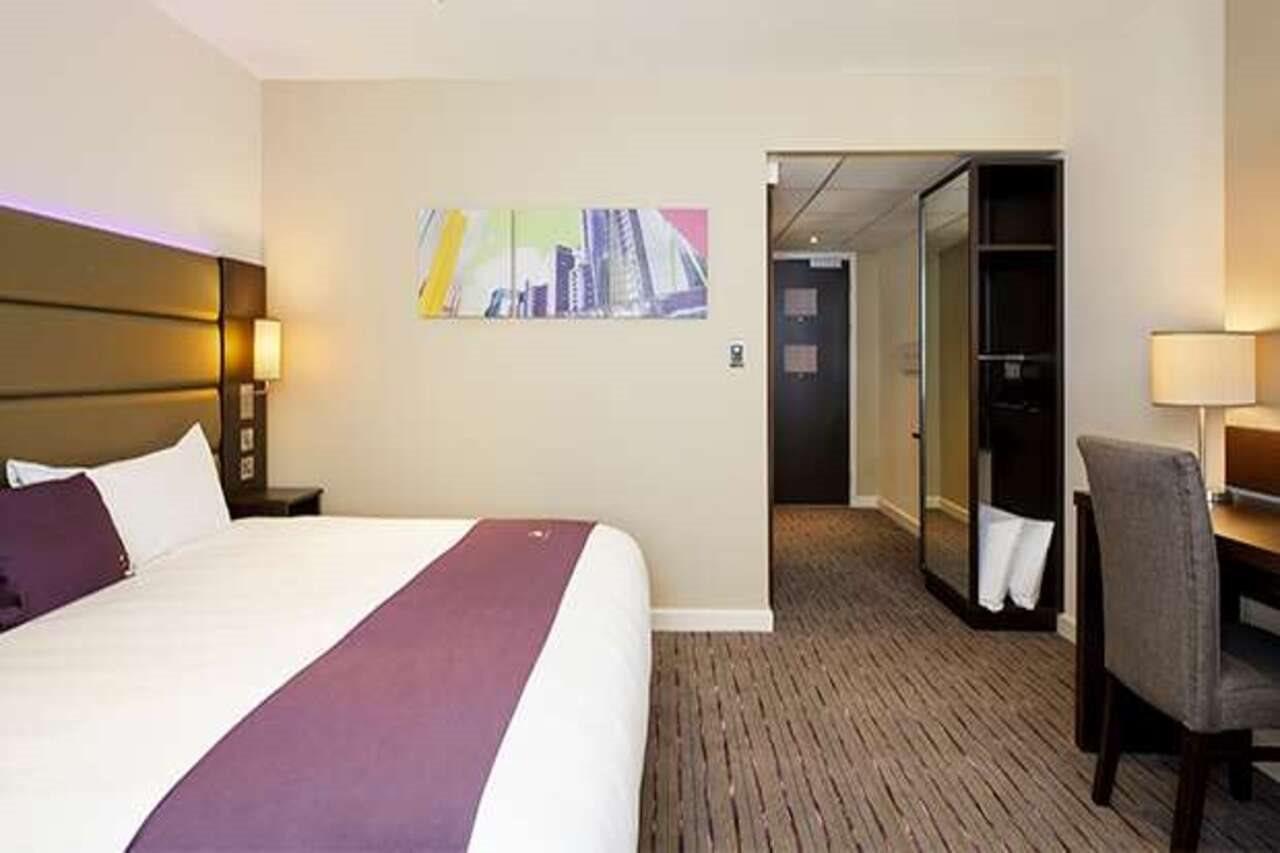 Premier Inn Dundee North Extérieur photo