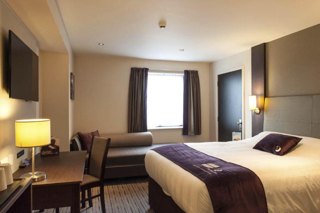 Premier Inn Dundee North Extérieur photo