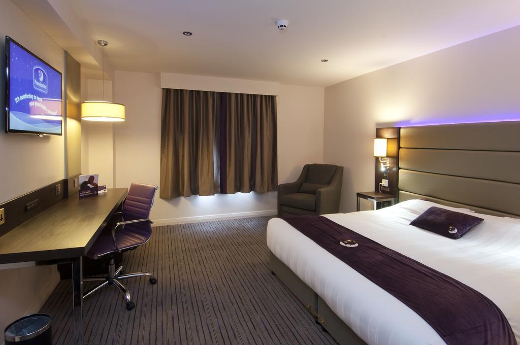 Premier Inn Dundee North Extérieur photo
