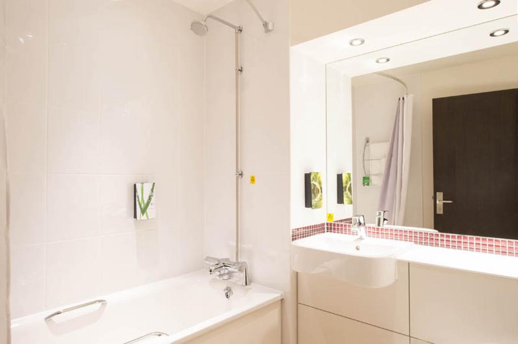 Premier Inn Dundee North Extérieur photo