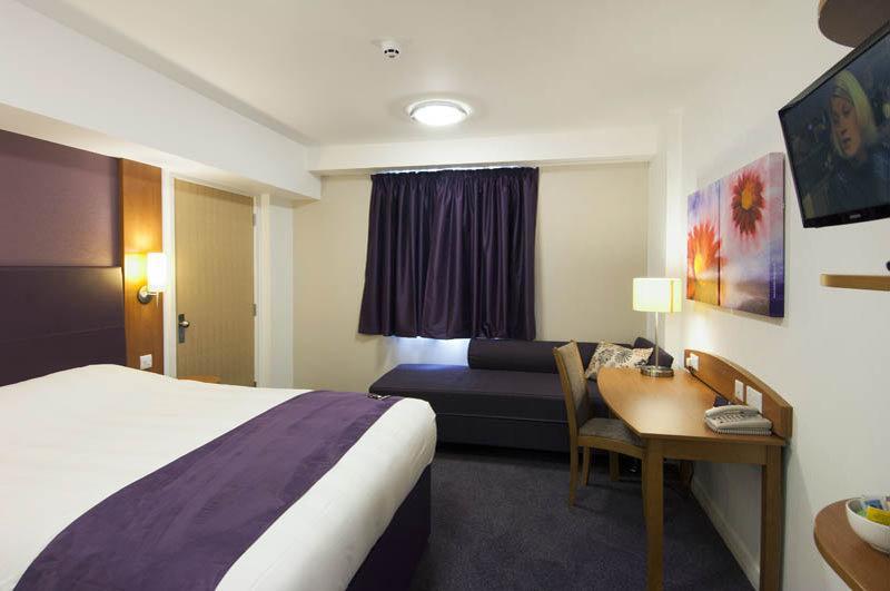 Premier Inn Dundee North Extérieur photo
